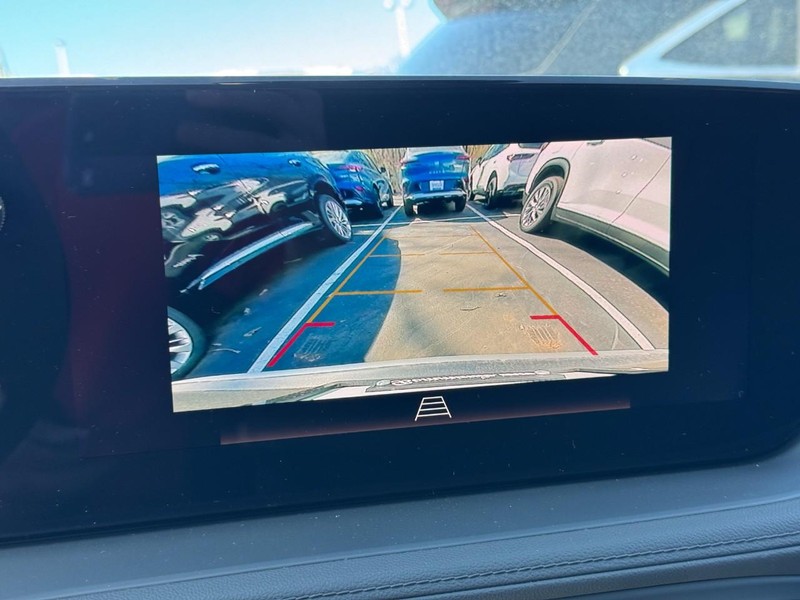 Buick Encore GX Vehicle Image 13