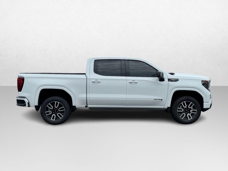 GMC Sierra 1500 Vehicle Image 02