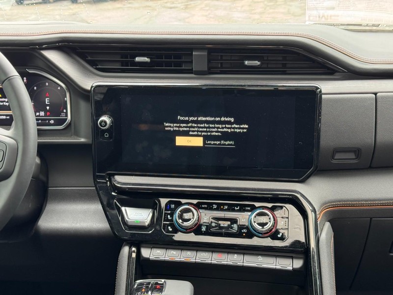 GMC Sierra 1500 Vehicle Image 08