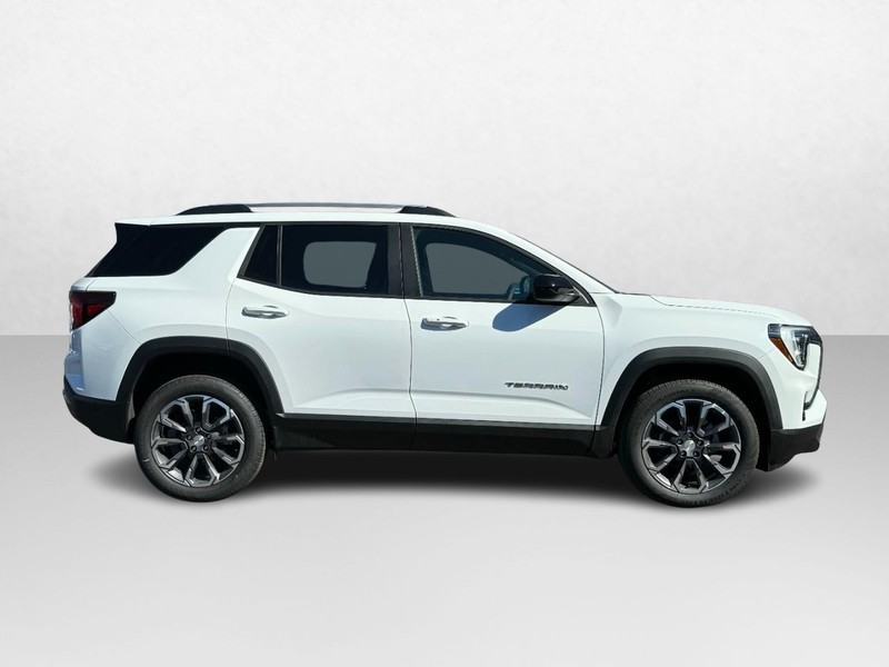 GMC Terrain Vehicle Image 02