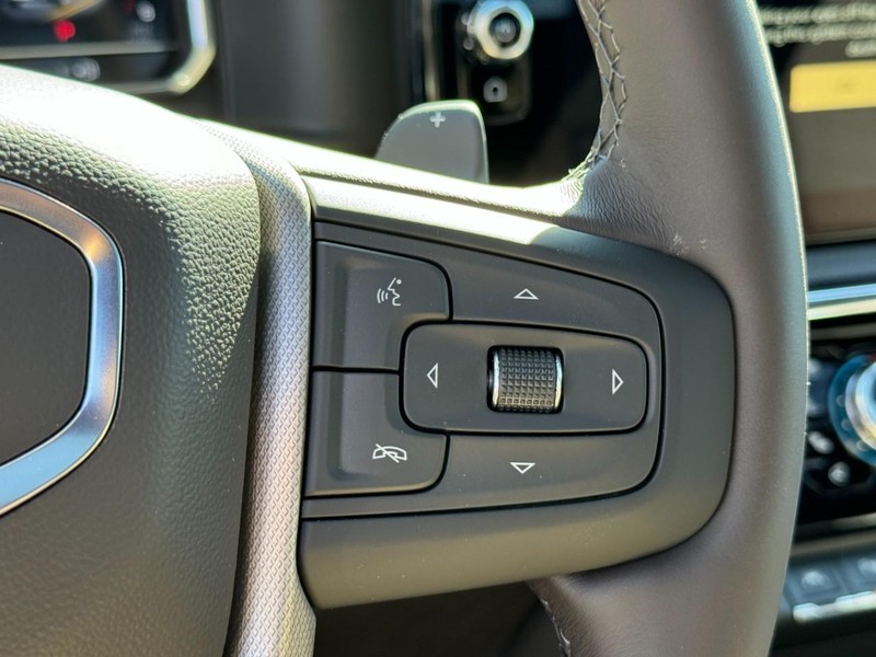 GMC Sierra 1500 Vehicle Image 13