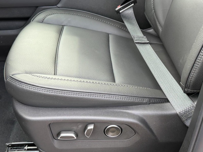 GMC Sierra 1500 Vehicle Image 18