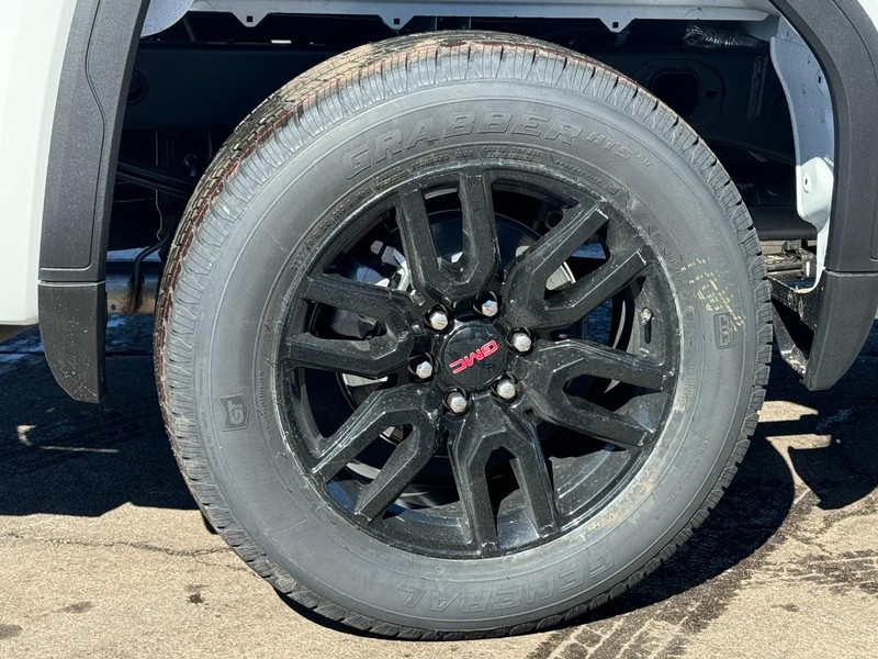 GMC Sierra 1500 Vehicle Image 04