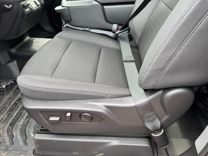 GMC Sierra 1500 Vehicle Image 15