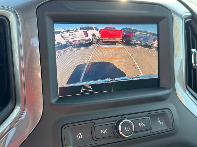 GMC Sierra 1500 Vehicle Image 14