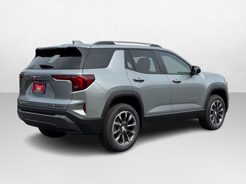GMC Terrain Vehicle Image 03