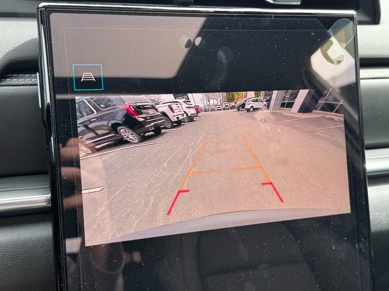 GMC Terrain Vehicle Image 14