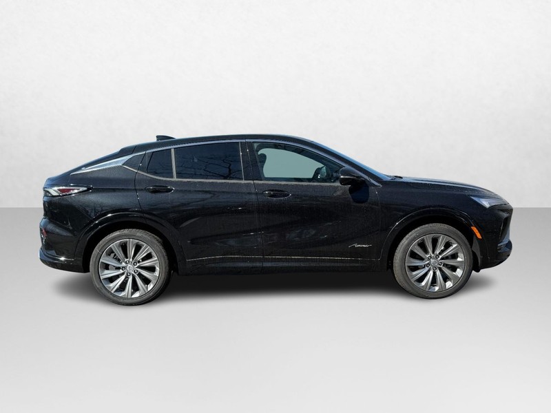 Buick Envista Vehicle Image 02