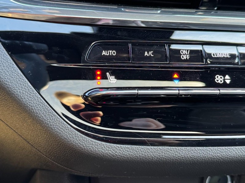 Buick Envista Vehicle Image 13