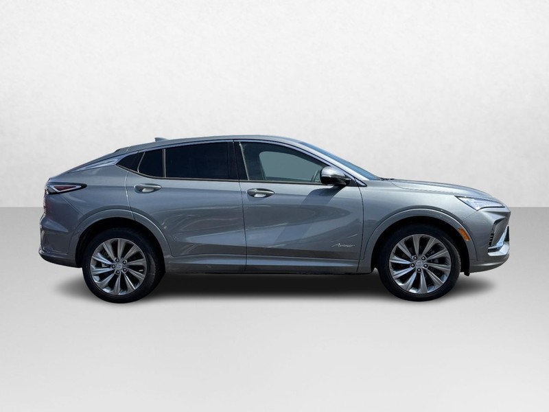 Buick Envista Vehicle Image 02