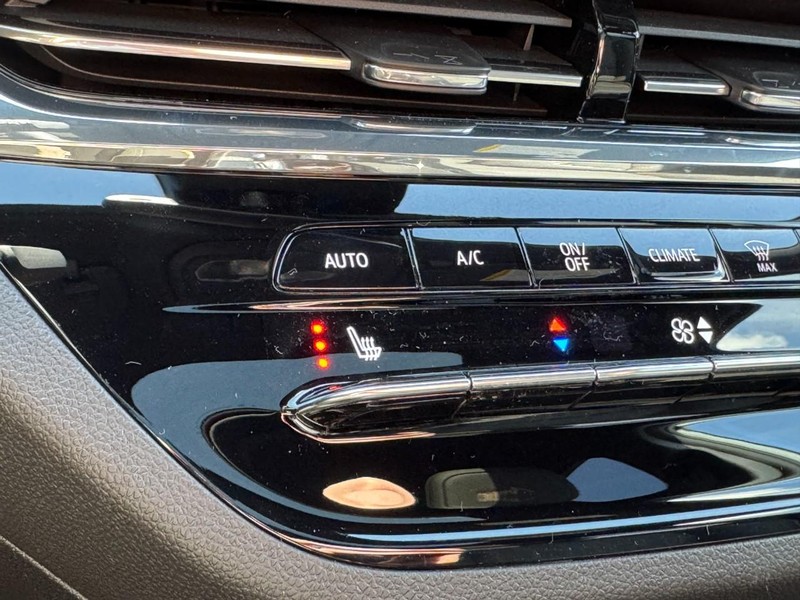 Buick Envista Vehicle Image 13