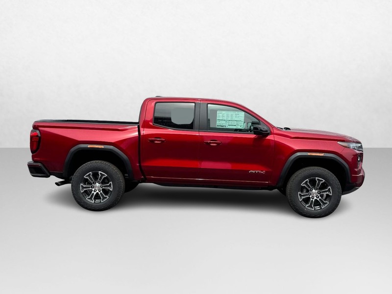GMC Canyon Vehicle Image 02