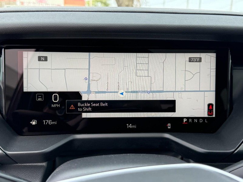 GMC Acadia Vehicle Image 13