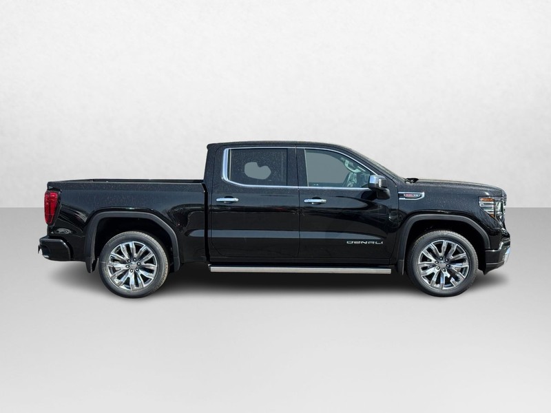 GMC Sierra 1500 Vehicle Image 02