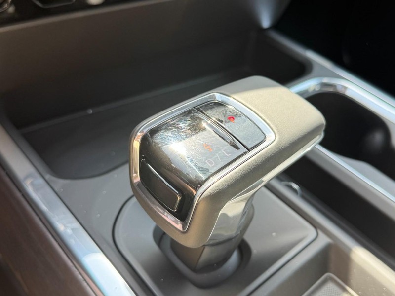 GMC Sierra 1500 Vehicle Image 15
