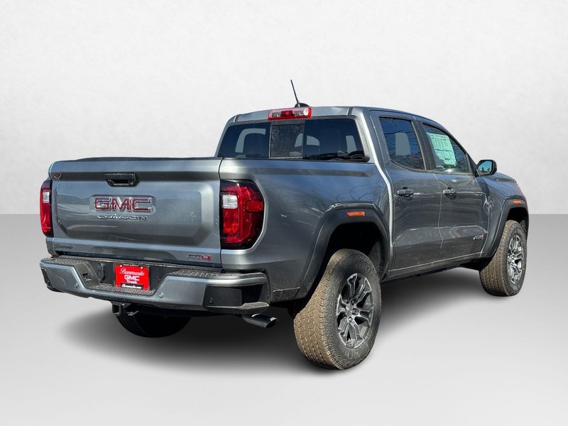 GMC Canyon Vehicle Image 03