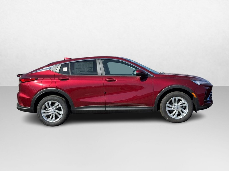 Buick Envista Vehicle Image 02