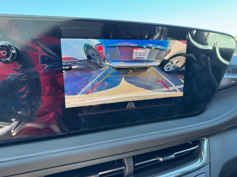 Buick Envista Vehicle Image 14