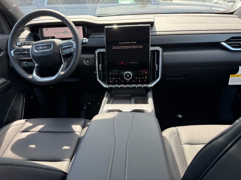 GMC Acadia Vehicle Image 07