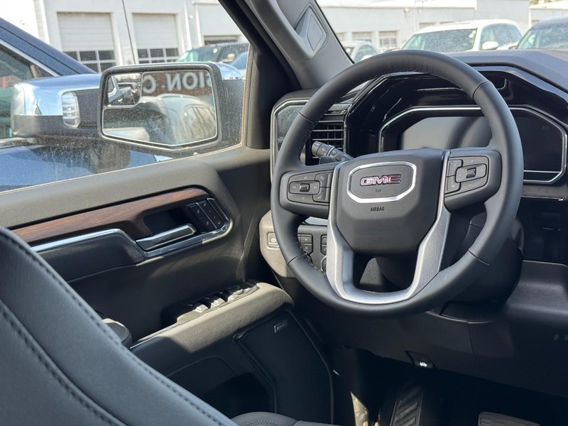 GMC Sierra 1500 Vehicle Image 07