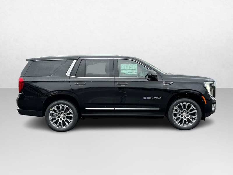 GMC Yukon Vehicle Image 02