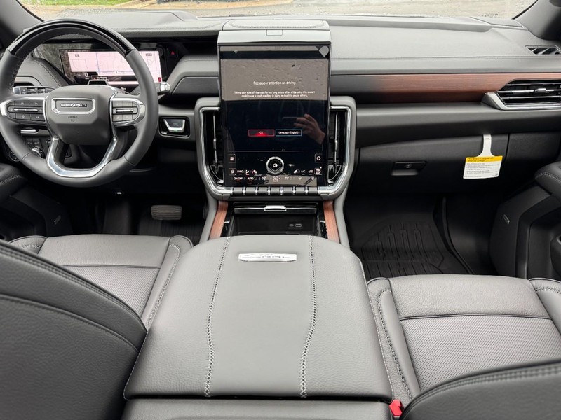 GMC Yukon Vehicle Image 07