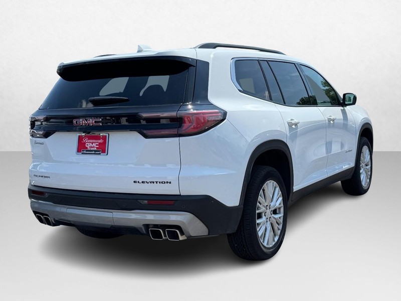 GMC Acadia Vehicle Image 03