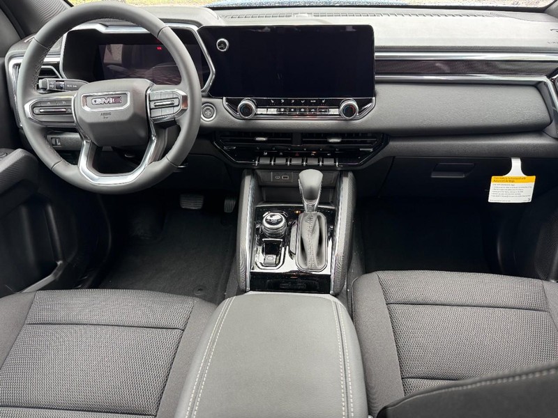 GMC Canyon Vehicle Image 06