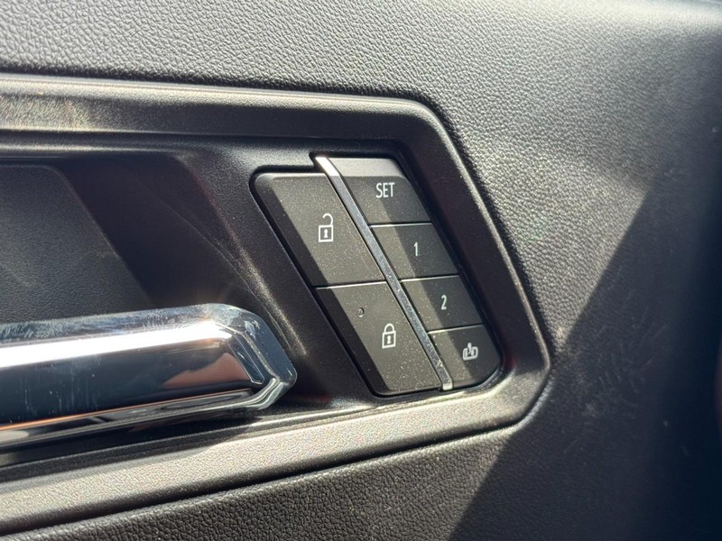 GMC Canyon Vehicle Image 10