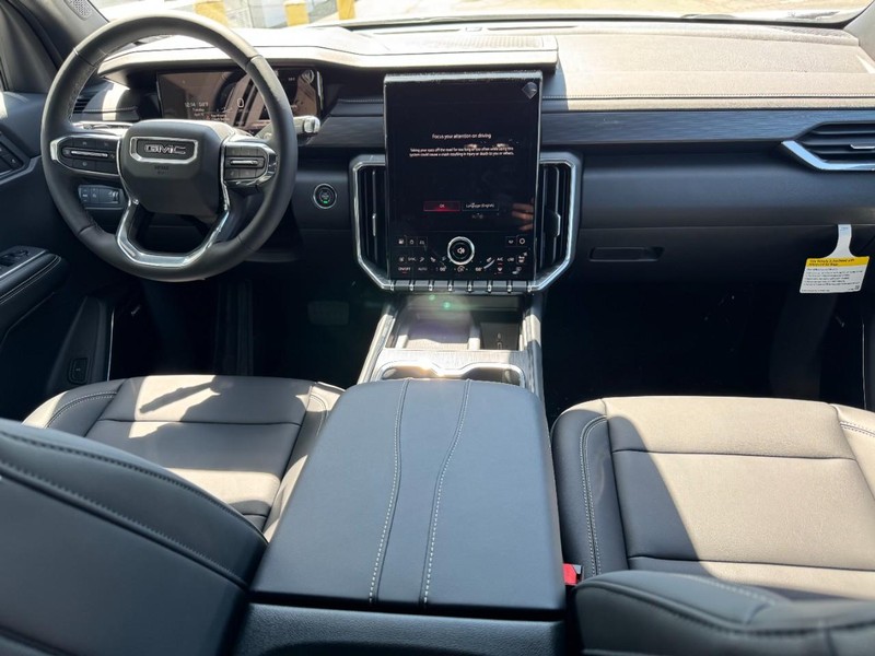 GMC Acadia Vehicle Image 07