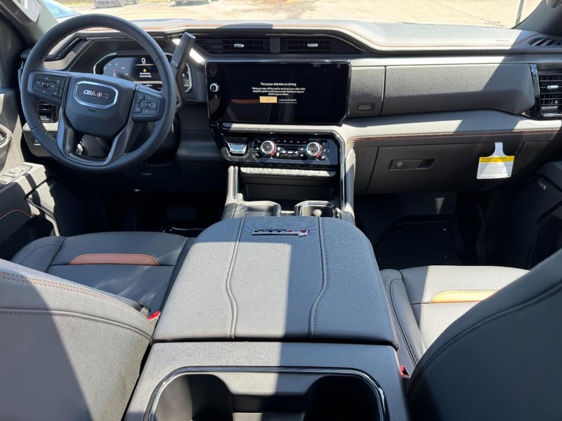 GMC Sierra 2500HD Vehicle Image 06