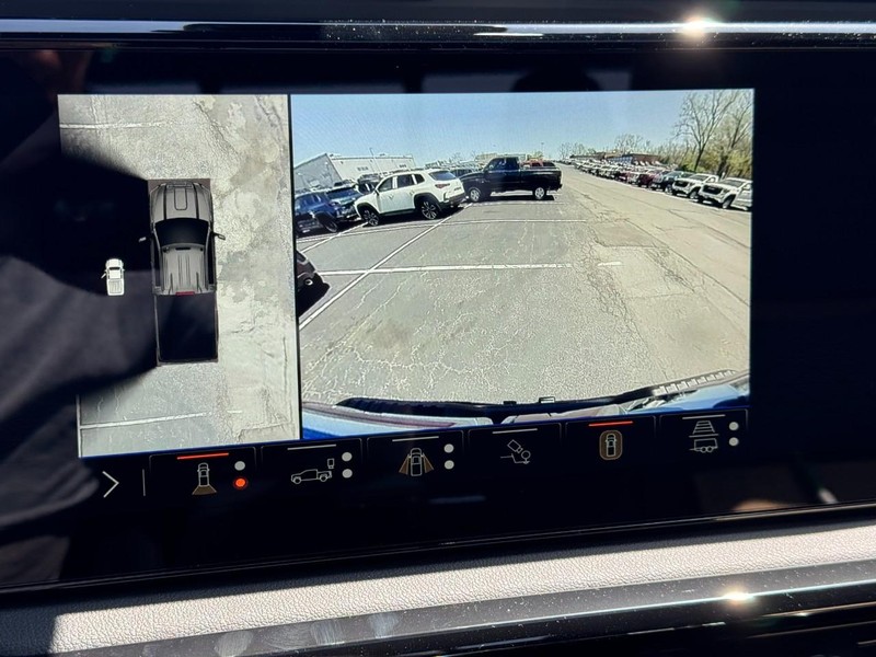 GMC Sierra 2500HD Vehicle Image 15