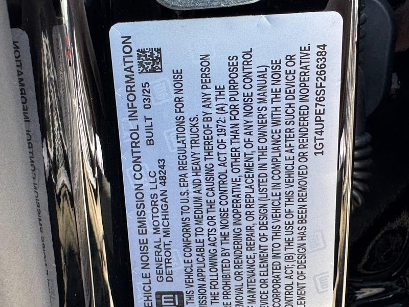 GMC Sierra 2500HD Vehicle Image 17