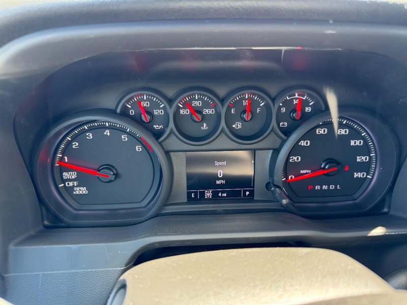 GMC Sierra 1500 Vehicle Image 11