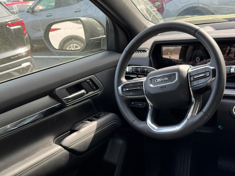 GMC Terrain Vehicle Image 07