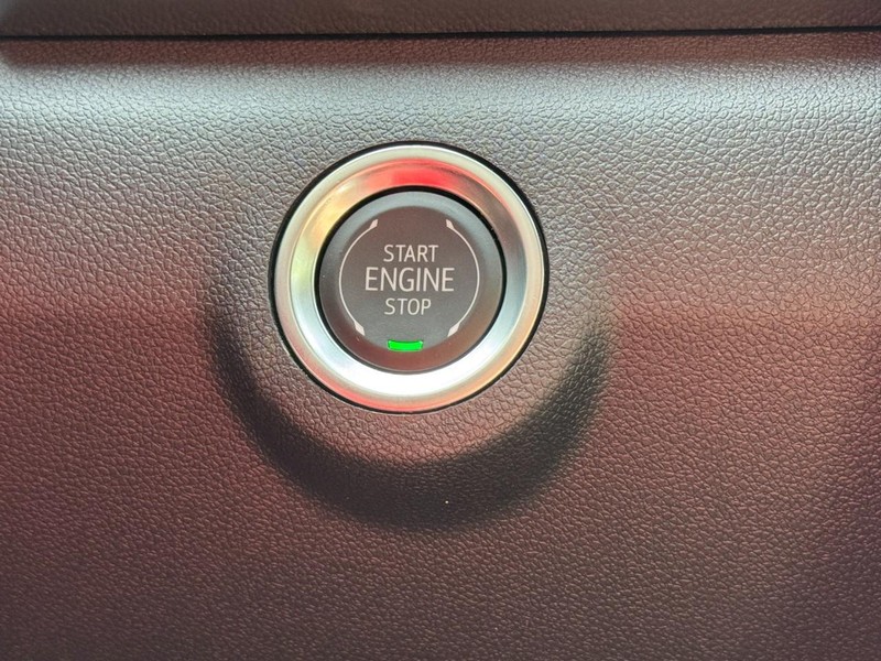 GMC Terrain Vehicle Image 16