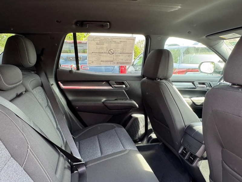 GMC Terrain Vehicle Image 05