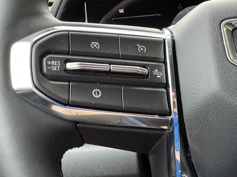 GMC Terrain Vehicle Image 10
