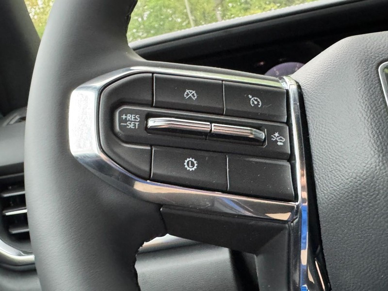 GMC Terrain Vehicle Image 10