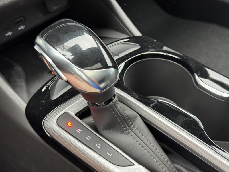 Buick Envista Vehicle Image 13