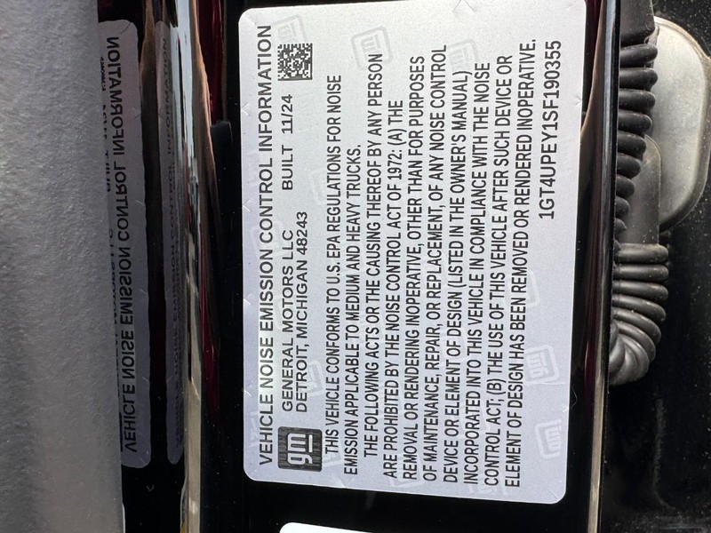GMC Sierra 2500HD Vehicle Image 18
