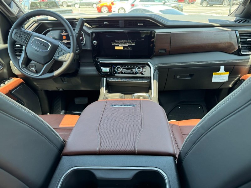 GMC Sierra 2500HD Vehicle Image 06