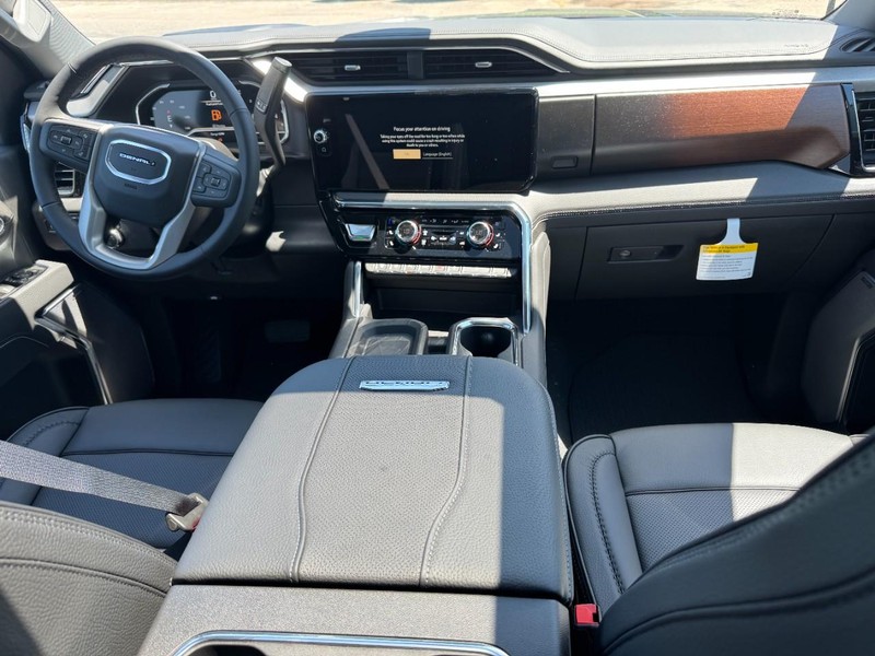 GMC Sierra 2500HD Vehicle Image 06