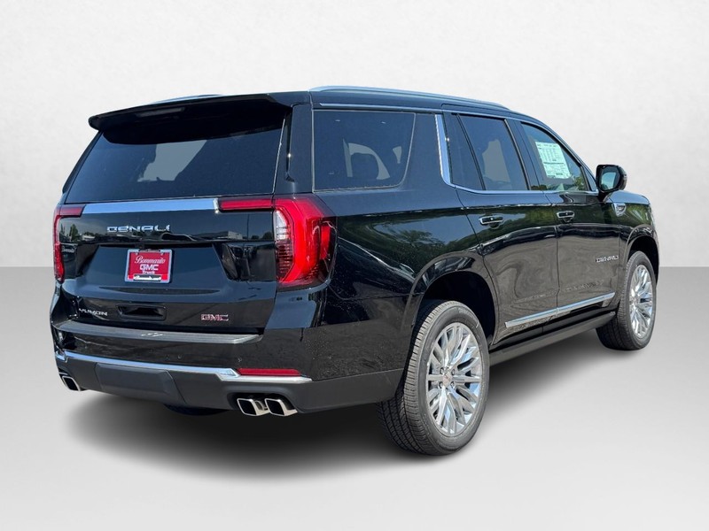 GMC Yukon Vehicle Image 03