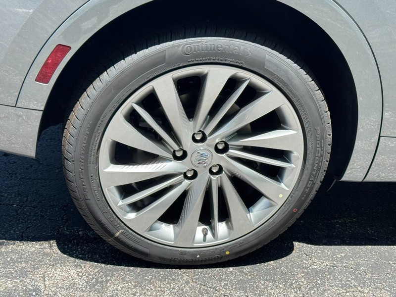 Buick Envision Vehicle Image 04