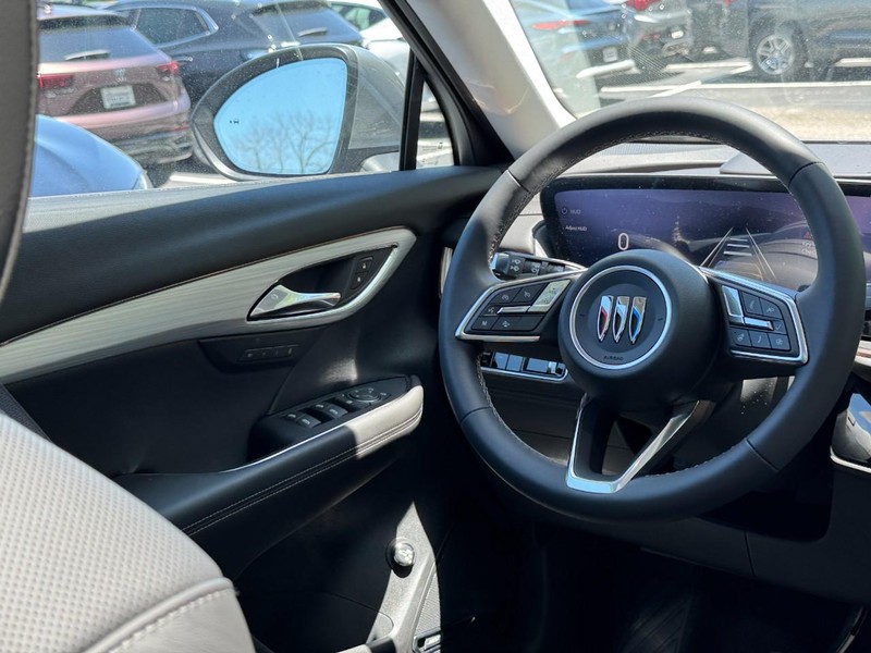 Buick Envision Vehicle Image 07