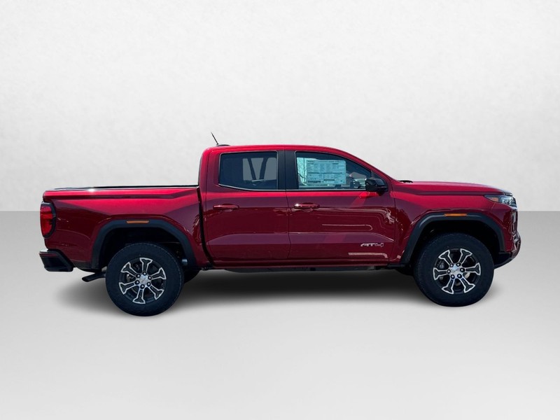 GMC Canyon Vehicle Image 02