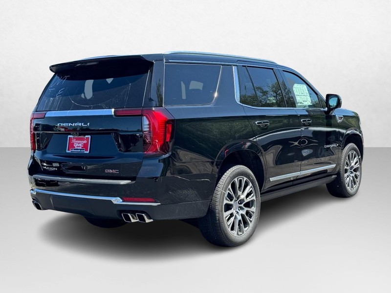 GMC Yukon Vehicle Image 03