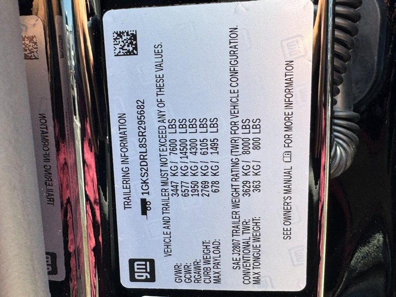 GMC Yukon Vehicle Image 18