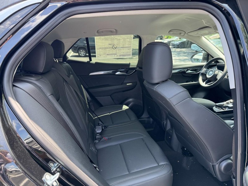 Buick Envision Vehicle Image 05